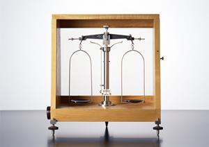 大型シーリングファンを提供している企業